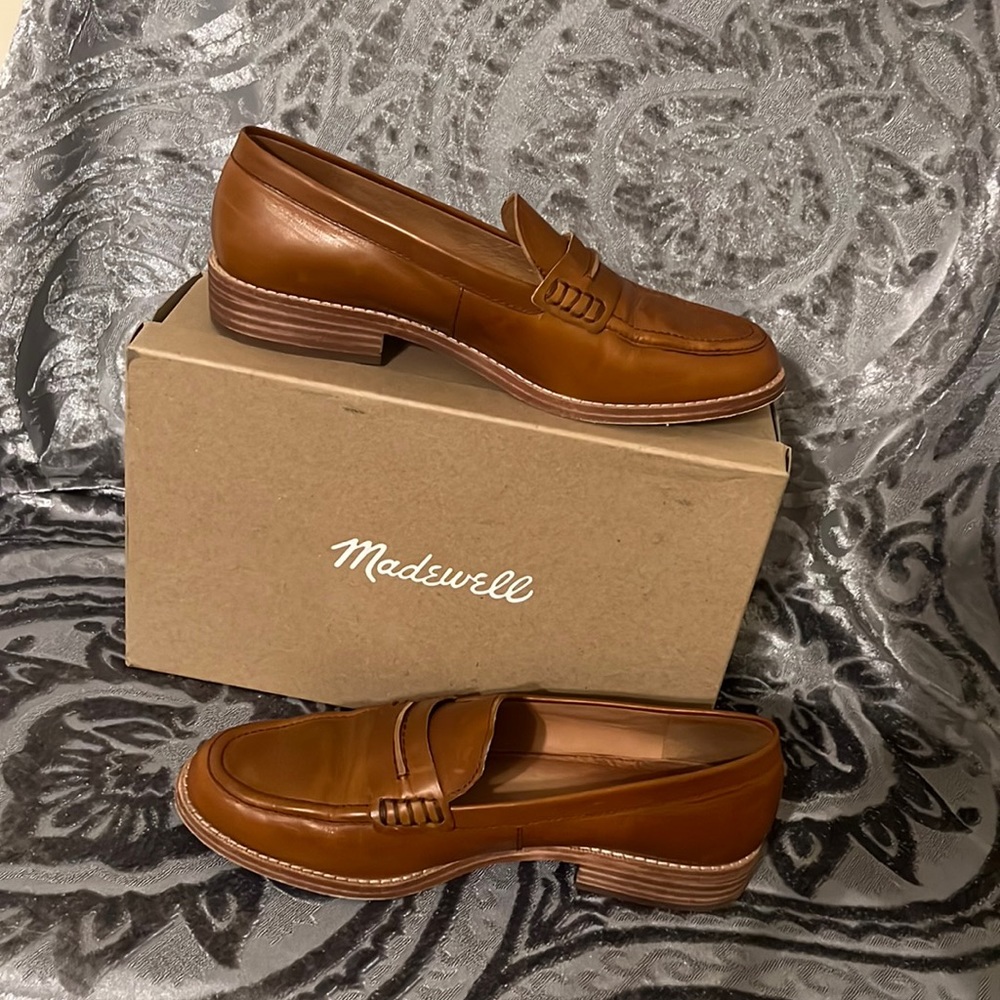 Madewell women’s size 10 loafers in Chestnut